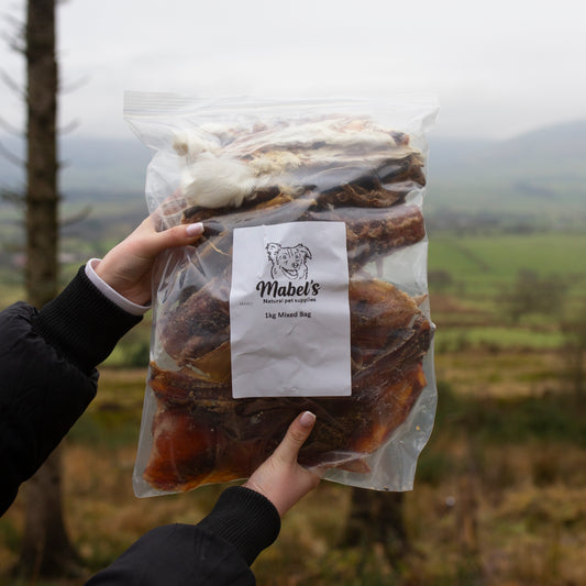 Top Sellers 1kg,2 kg or 5kg mixed bag, Trachea, Chicken Feet, Hairy Rabbit Ears, Moon Bones