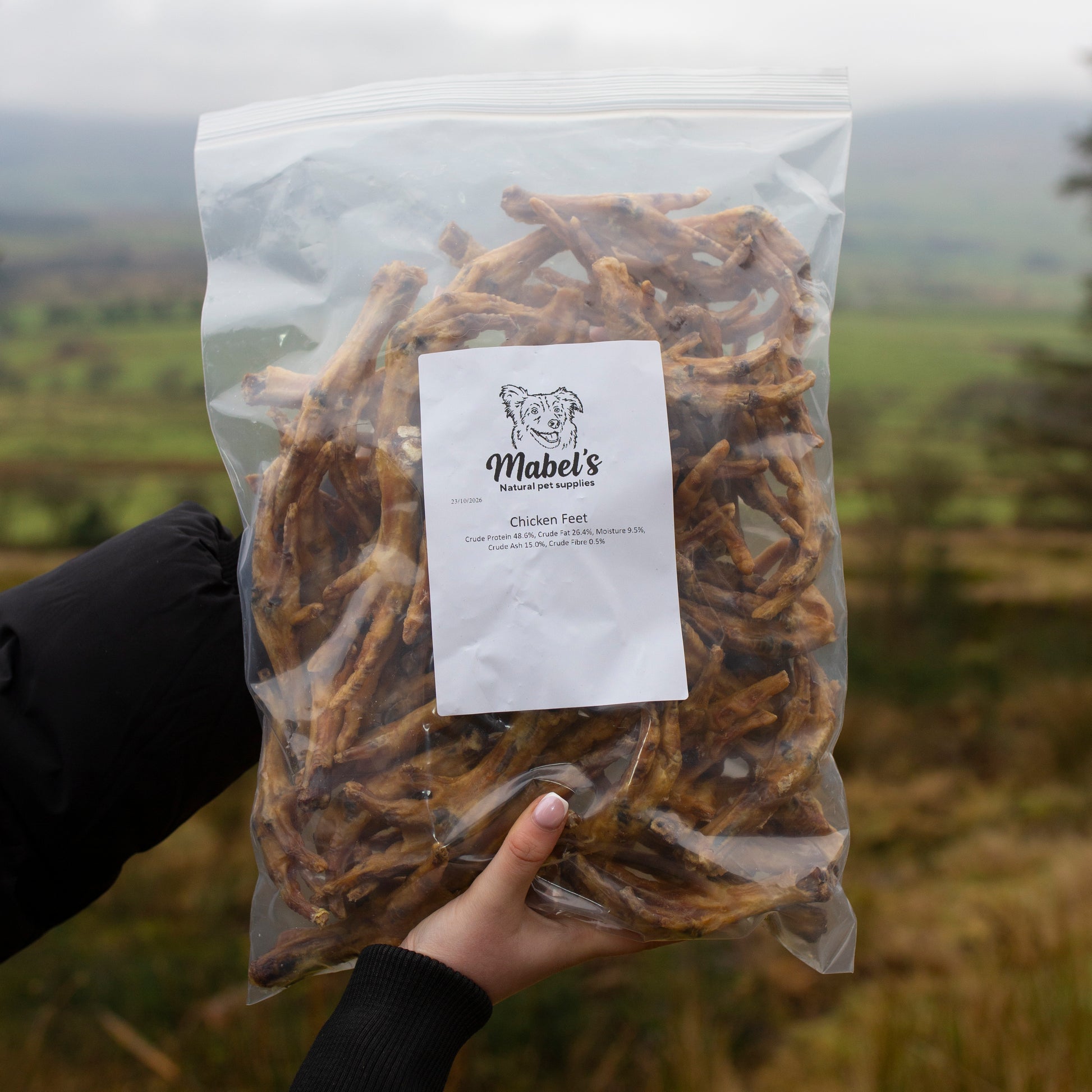 Dog treats, bulk bags of air-dried chicken feet by Mabel's Natural Pet Supplies, natural treat for healthy joints and teeth.